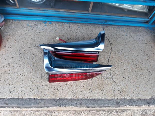 Lexus Lx 570 Boot Lamp