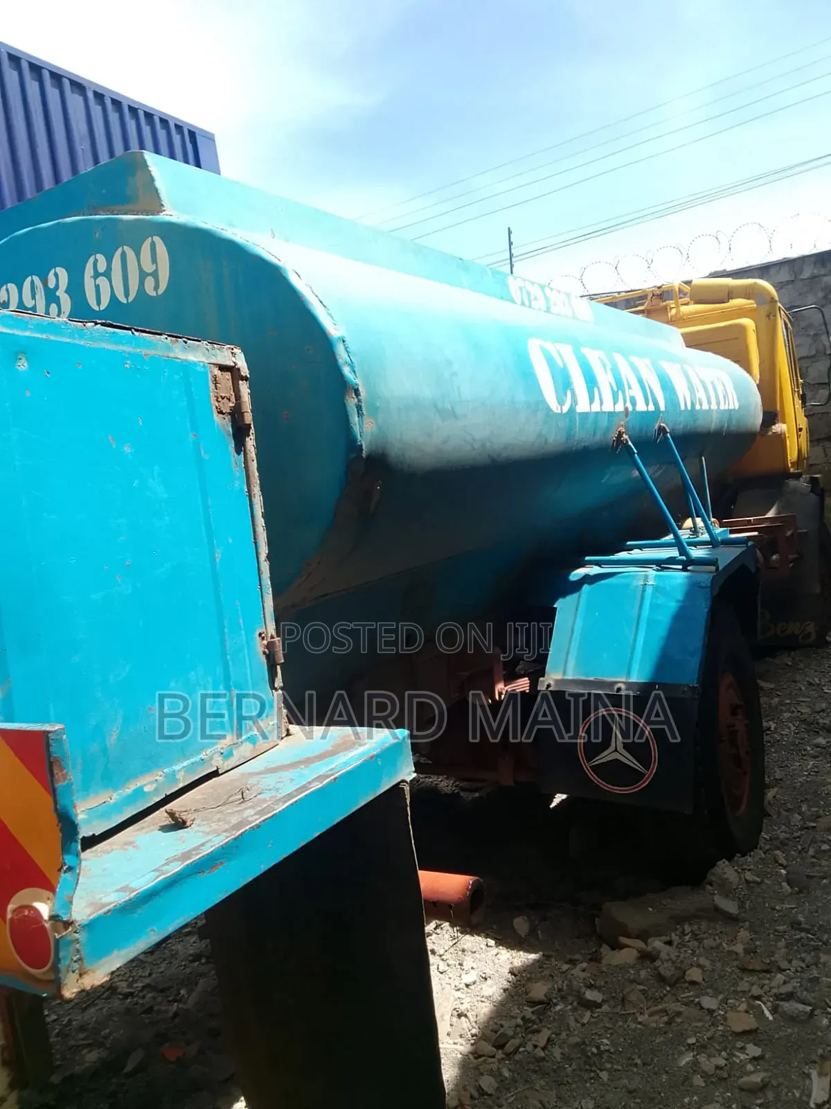 Mercedes Benz 1117A Water Boozer