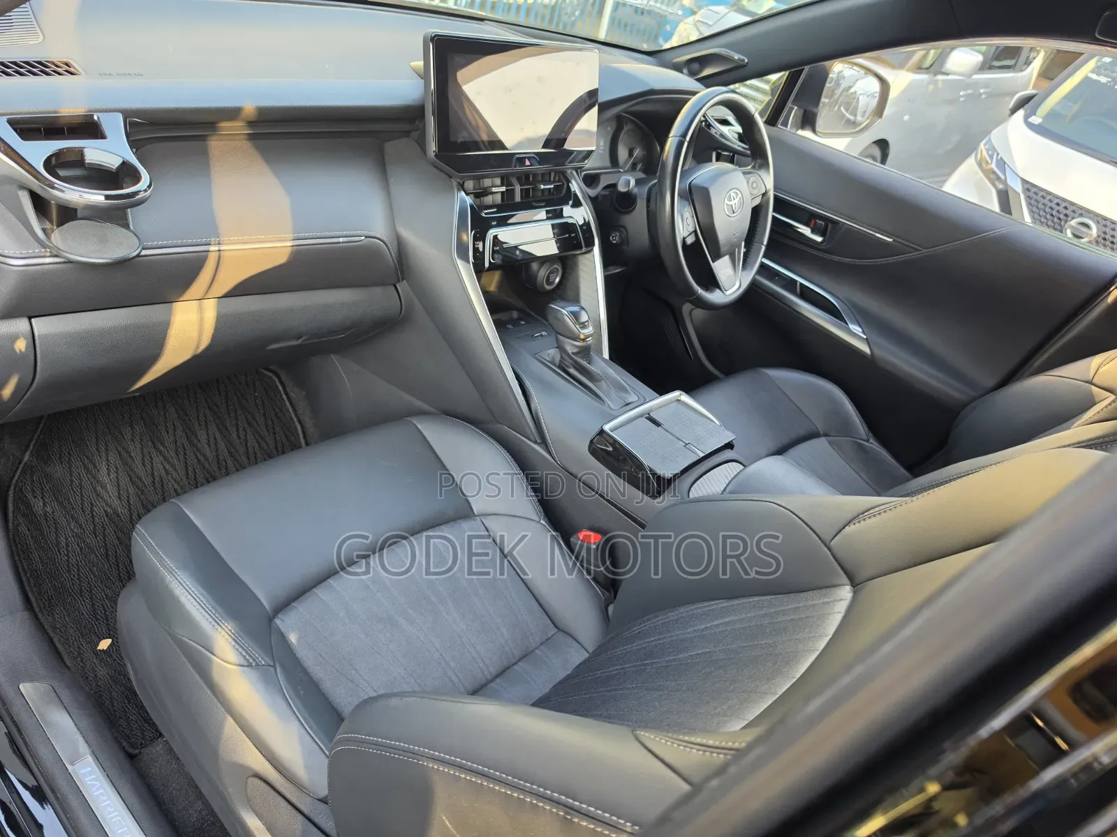 Toyota Harrier 2020 Black