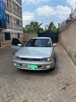 Toyota Carina 1.8 FWD Sedan 2000 Silver