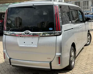 Toyota Voxy 2019 Silver
