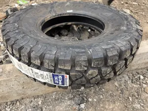 235 /85 R16 Bf Goodrich (Hd - Terrain)