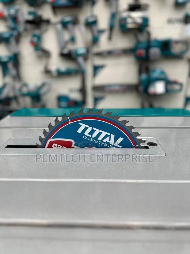 1500w TOTAL Industrial Table Saw - thumbnail 3