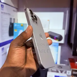 Apple iPhone 15 Pro Max 256 GB White