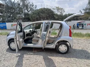 Toyota Passo 2014 Silver