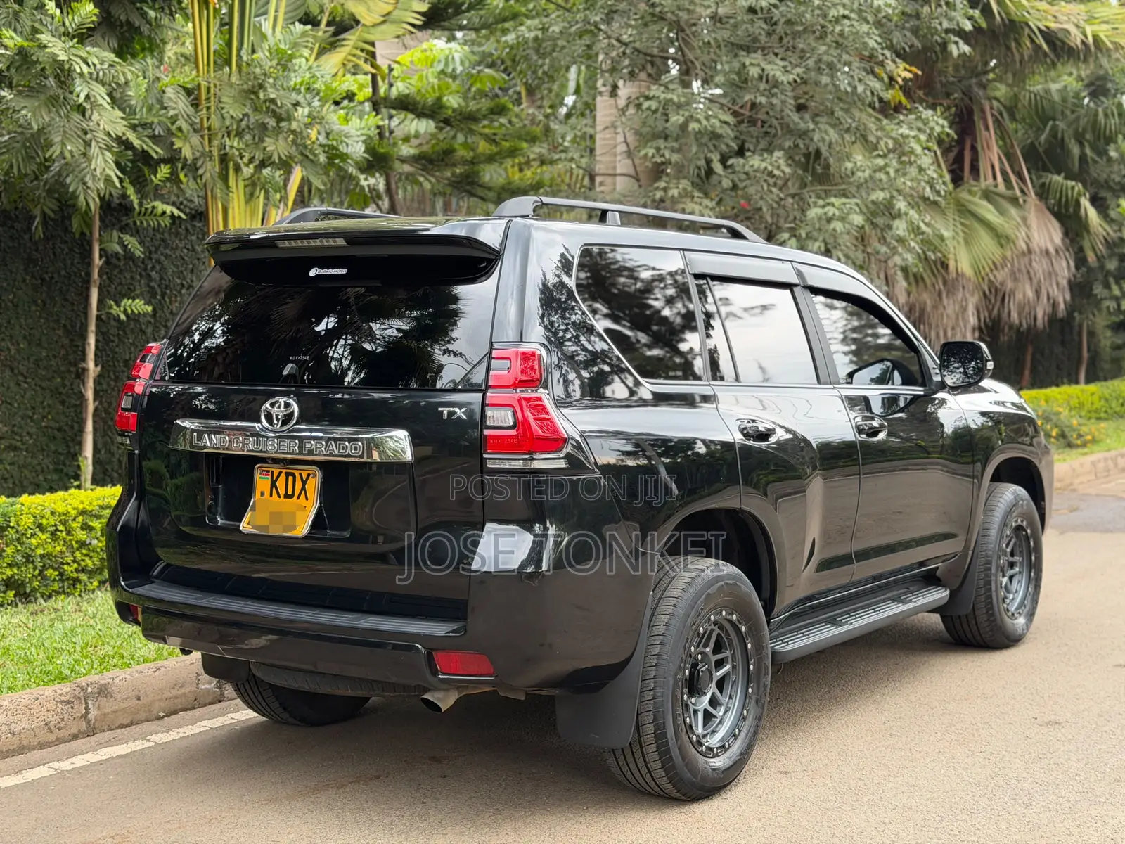 Toyota Land Cruiser Prado 2.7 2018 Black