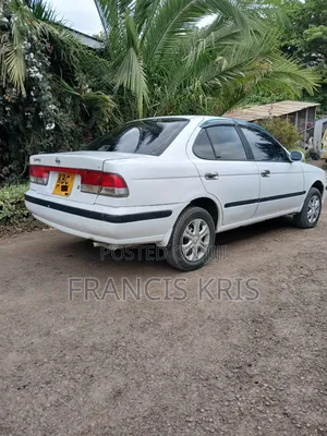 Nissan FB15 2004 White