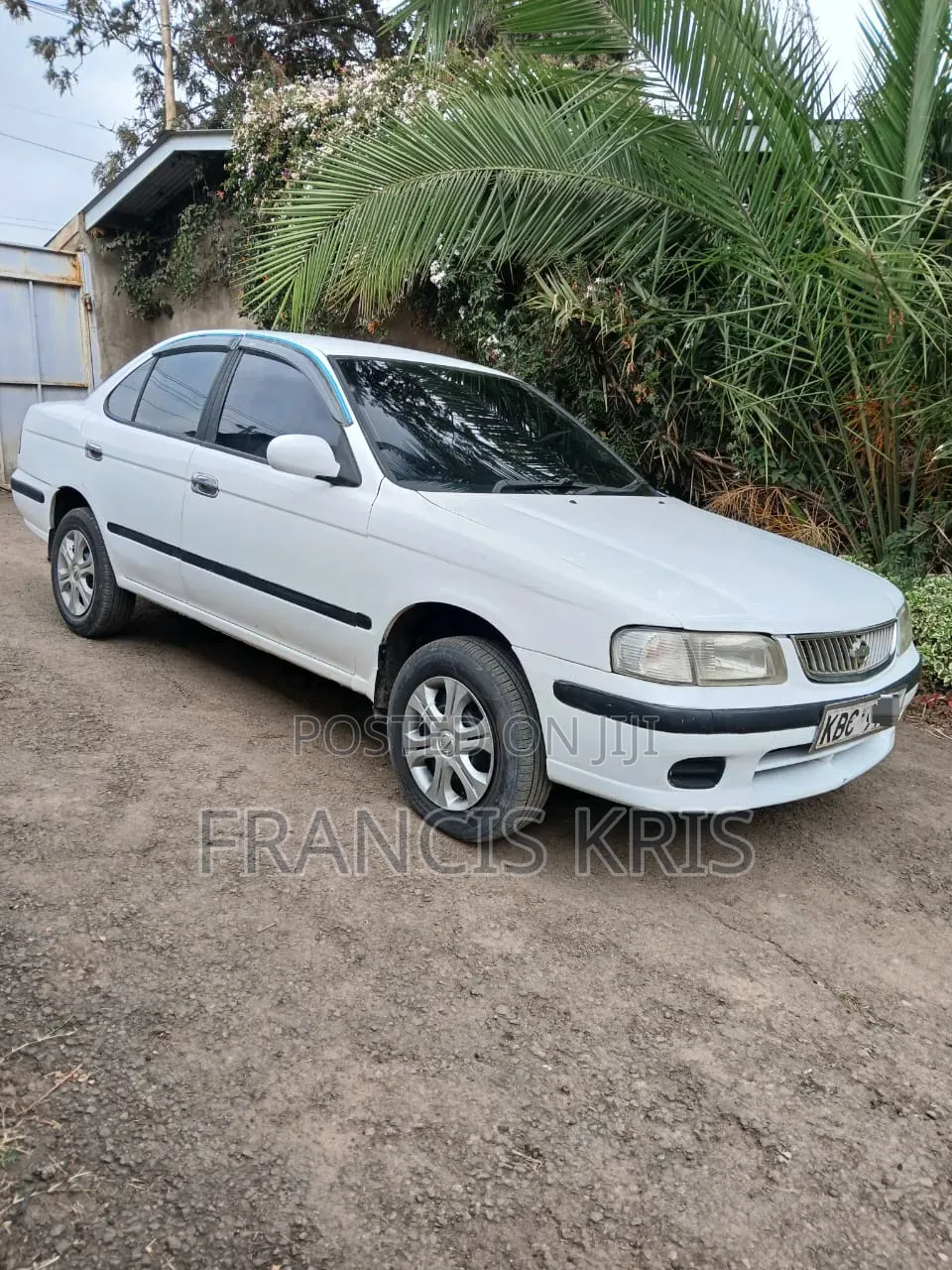 Nissan FB15 2004 White