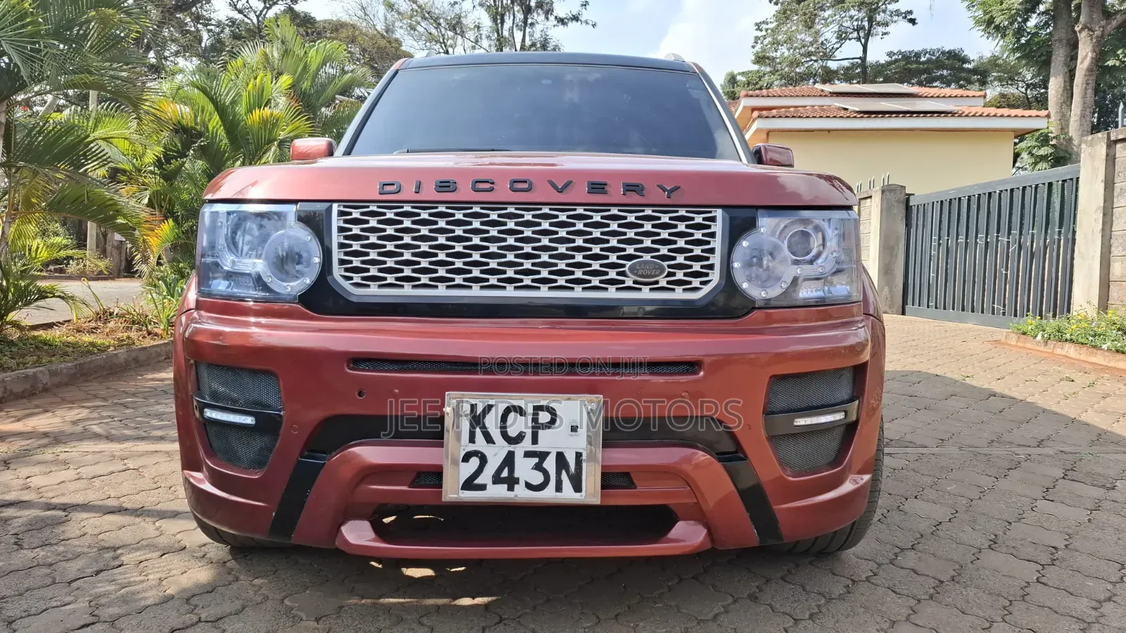 Land Rover Discovery 2010 Orange