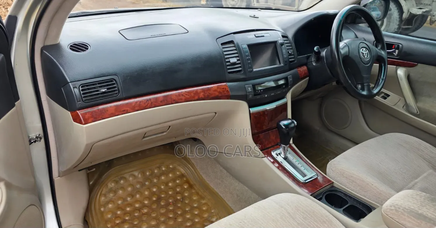 Toyota Premio 2008 Silver