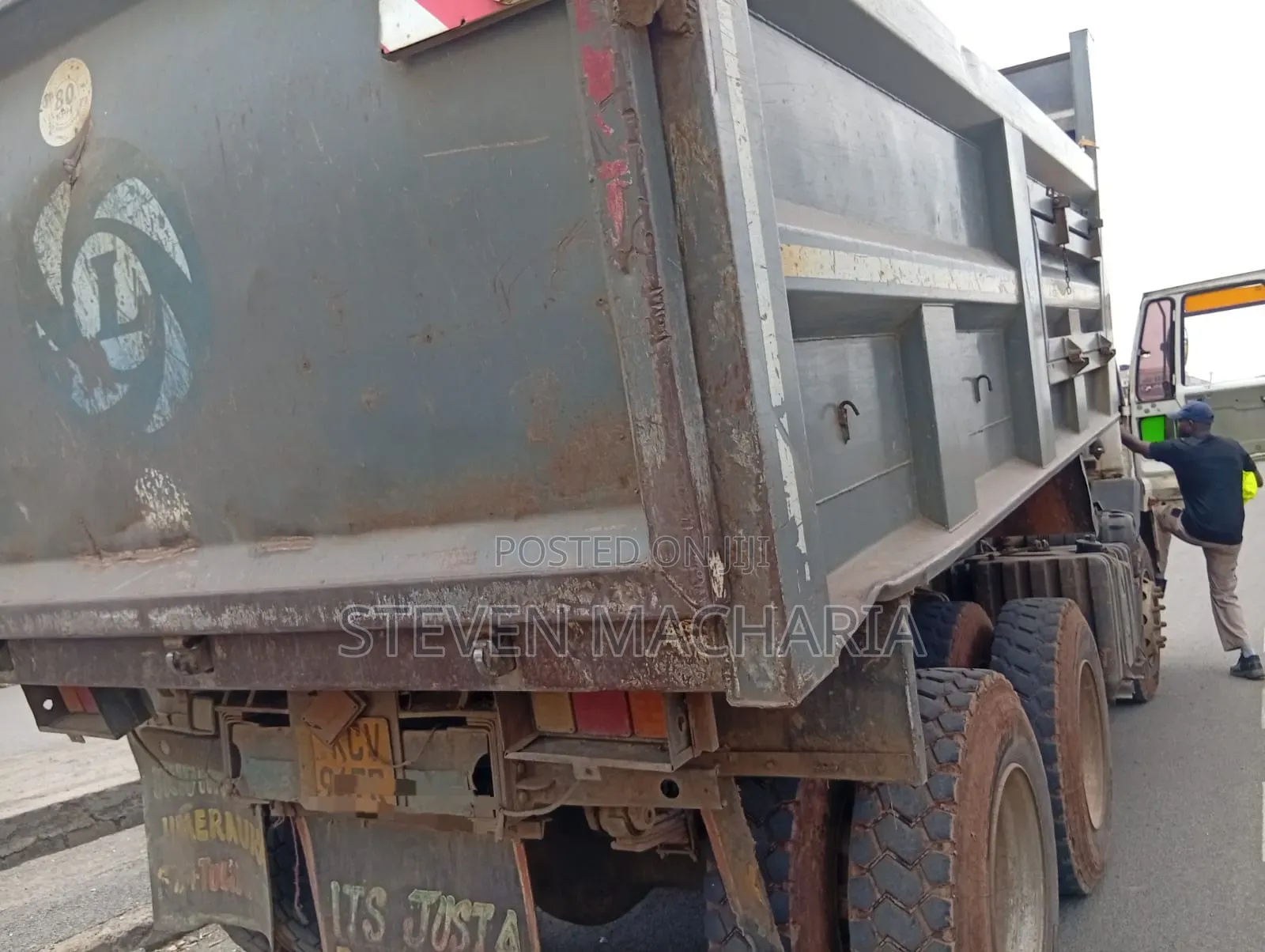Ashok Leyland 2518 Tripper