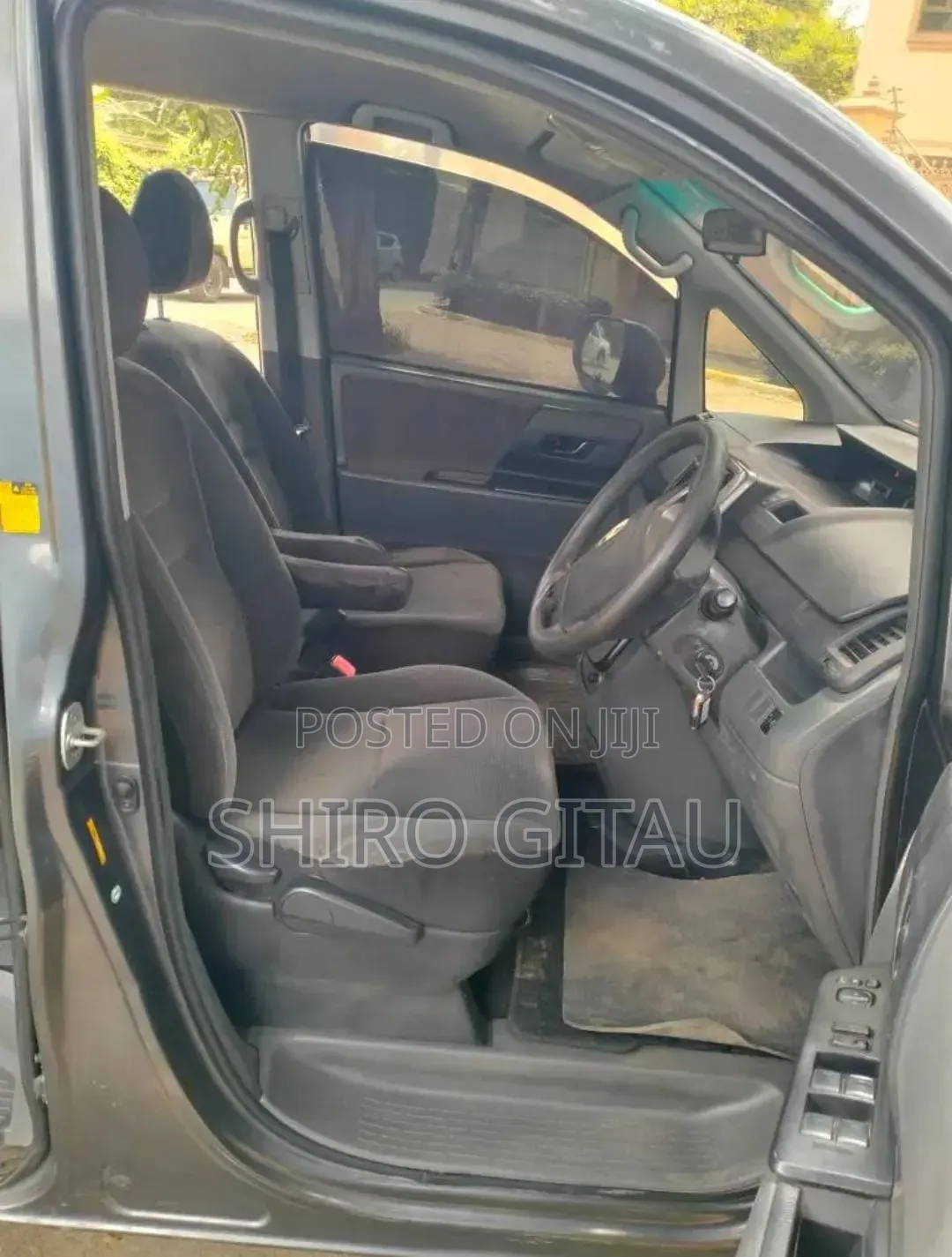 Toyota Noah 2008 Gray
