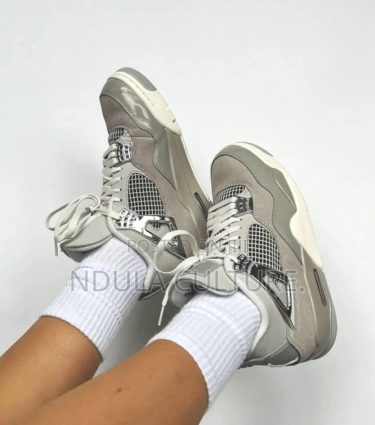 Jordan 4 Frozen Moments