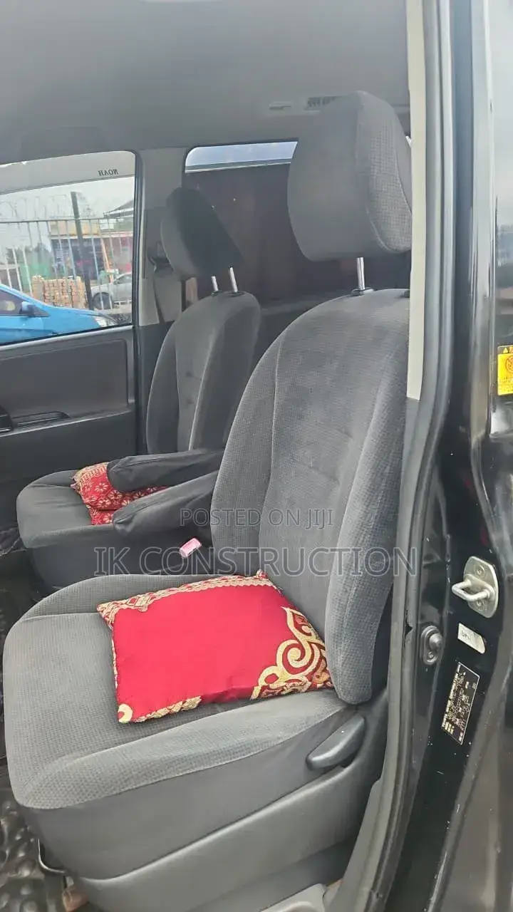 Toyota Noah 2019 Black
