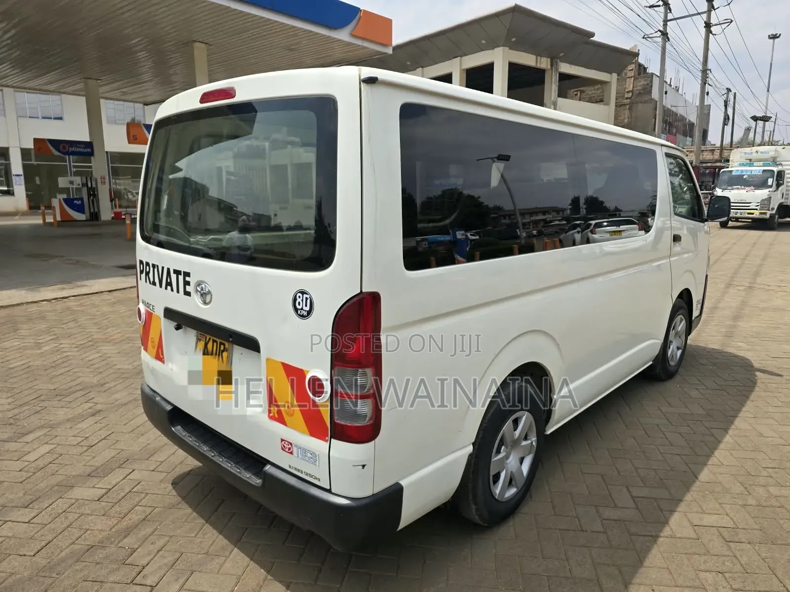 Toyota HiAce 2017 White