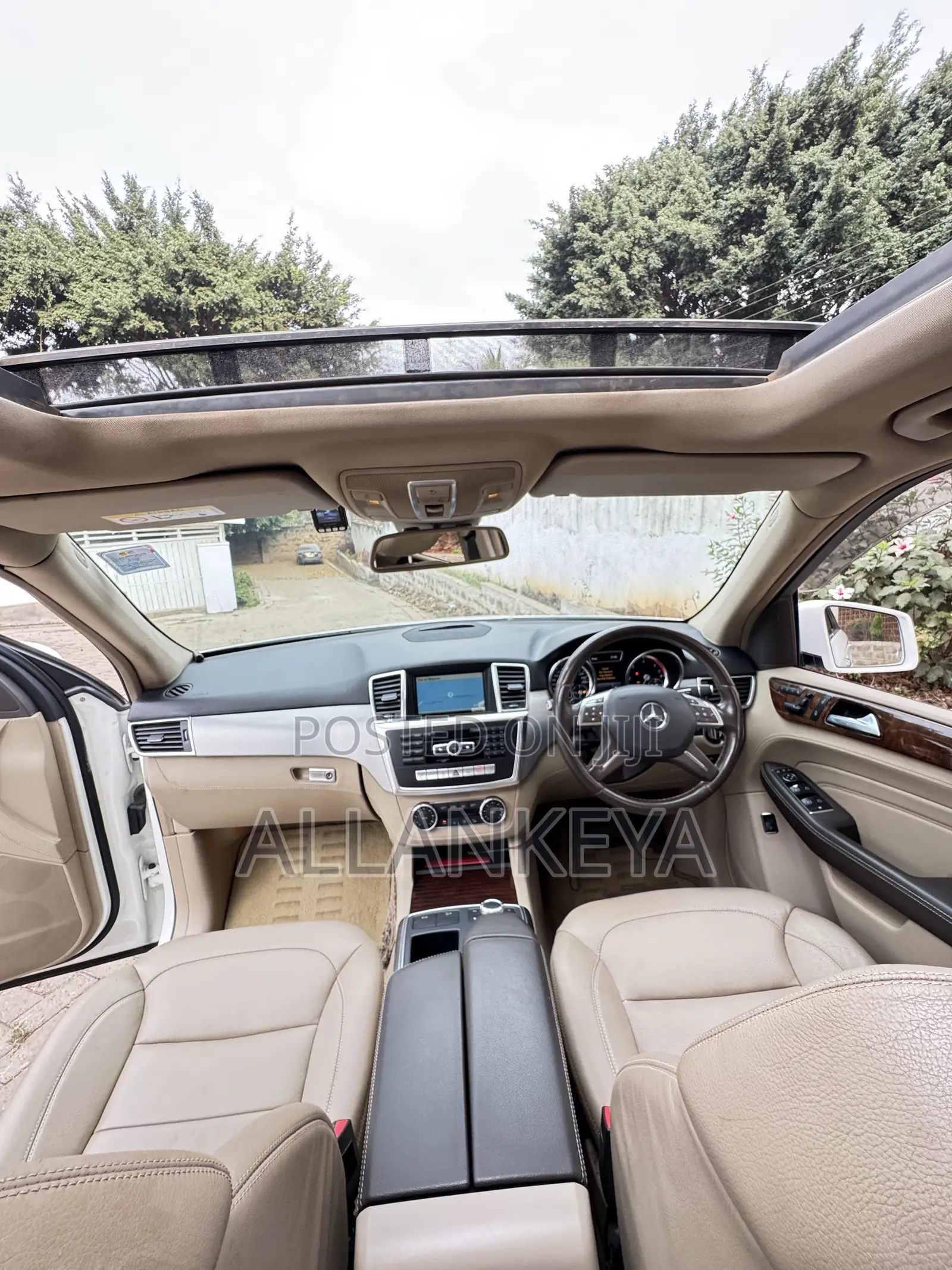 Mercedes-Benz M Class 2015 White