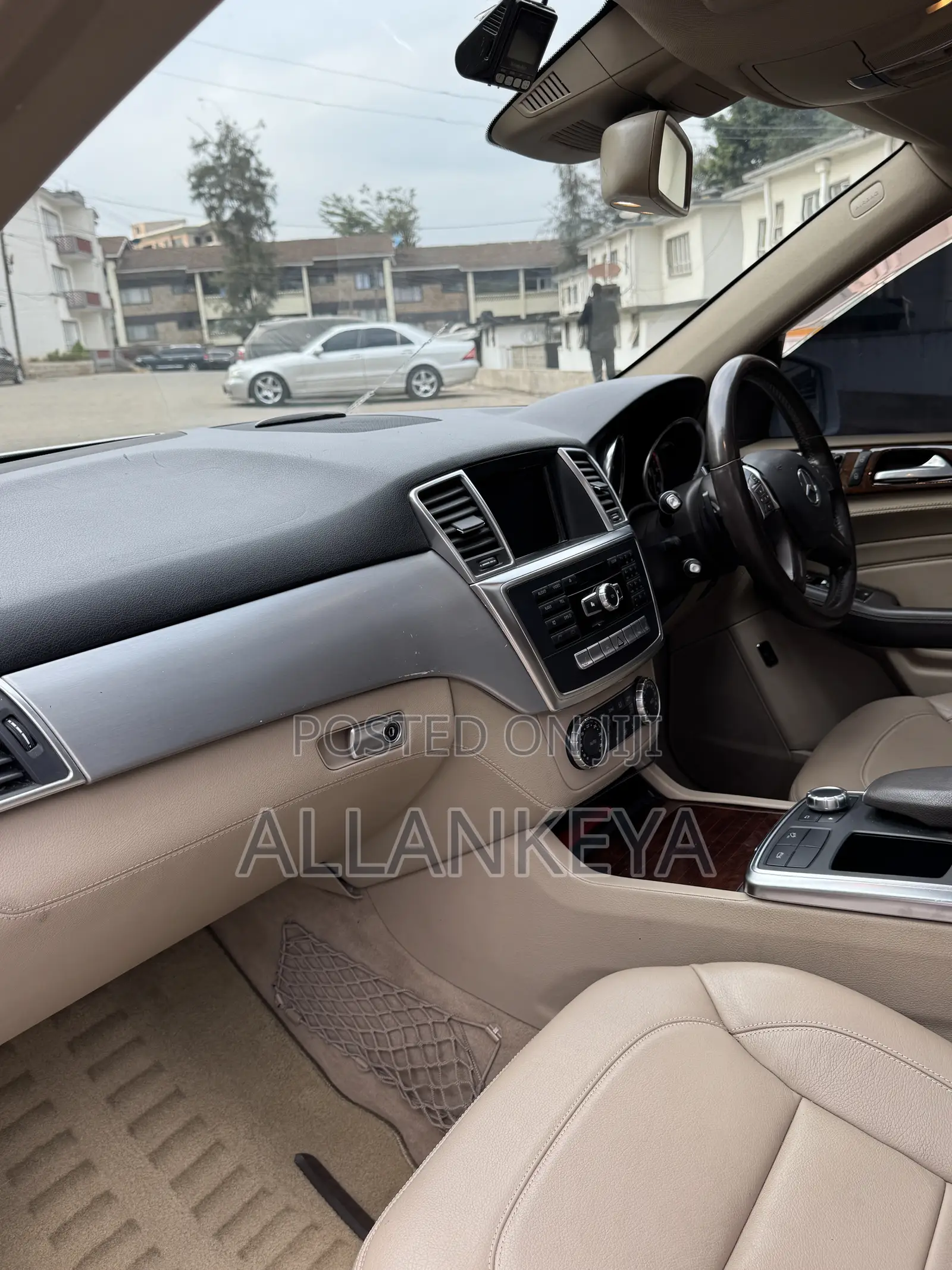 Mercedes-Benz M Class 2015 White