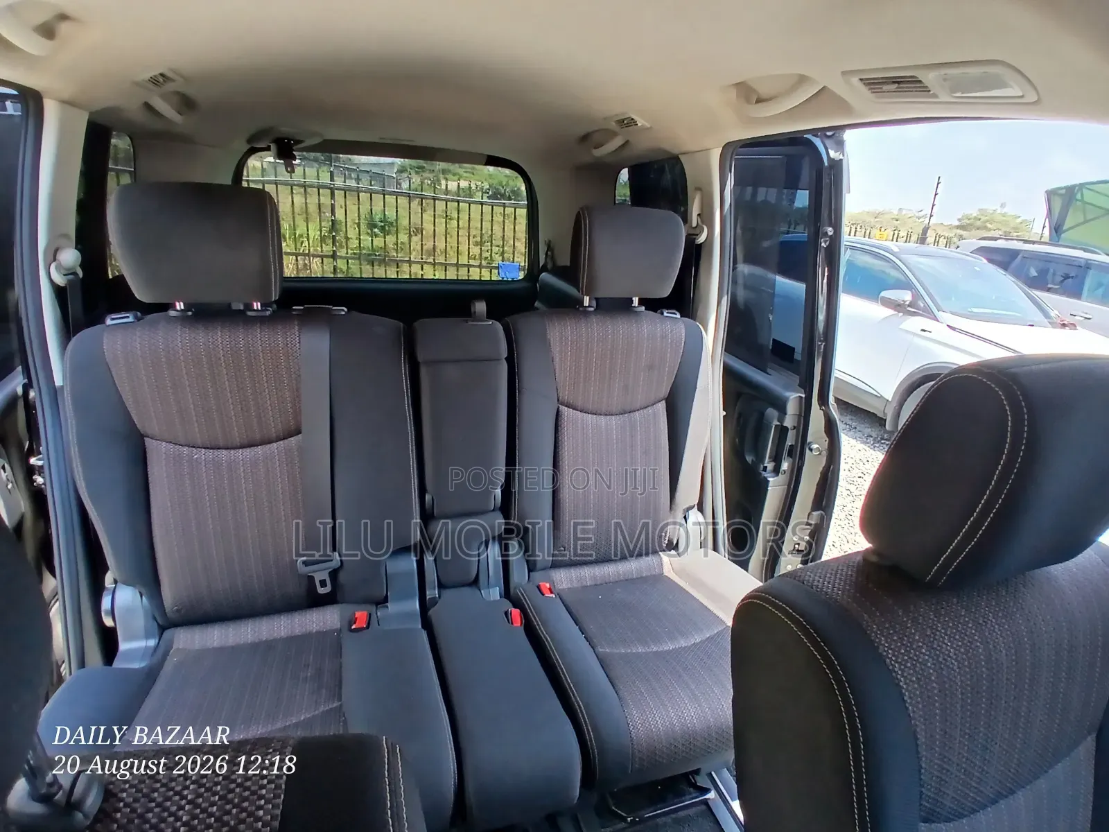 Nissan Serena 2016 Black