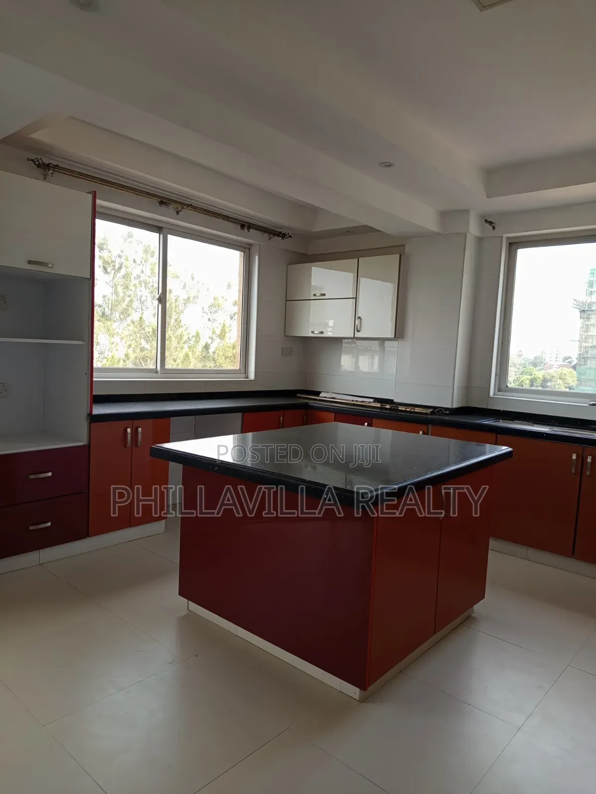 3bdrm Apartment in Raphta Road Area for rent