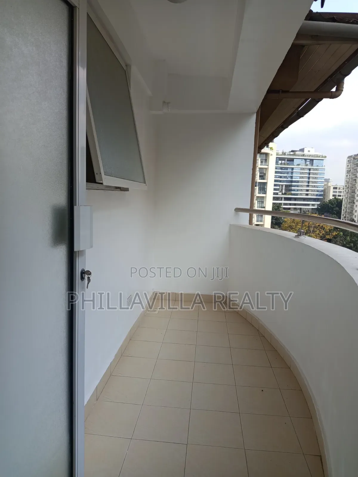 3bdrm Apartment in Raphta Road Area for rent