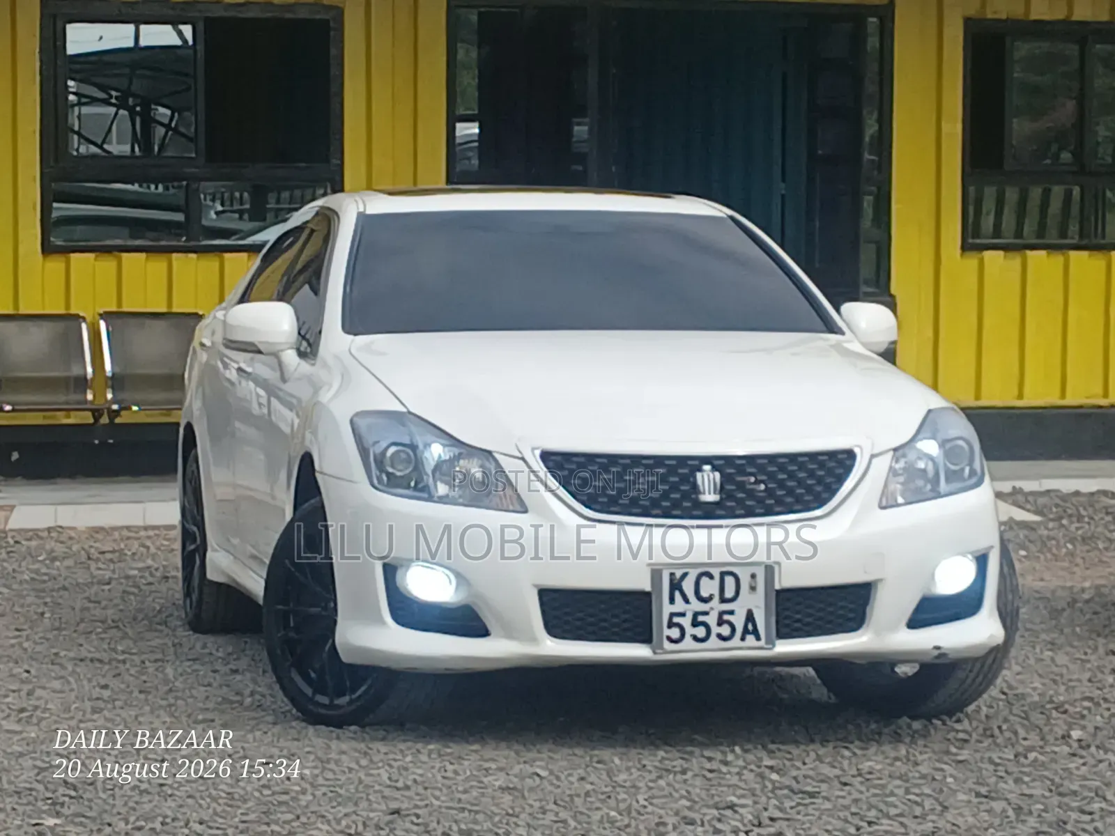 Toyota Crown 2009 Pearl