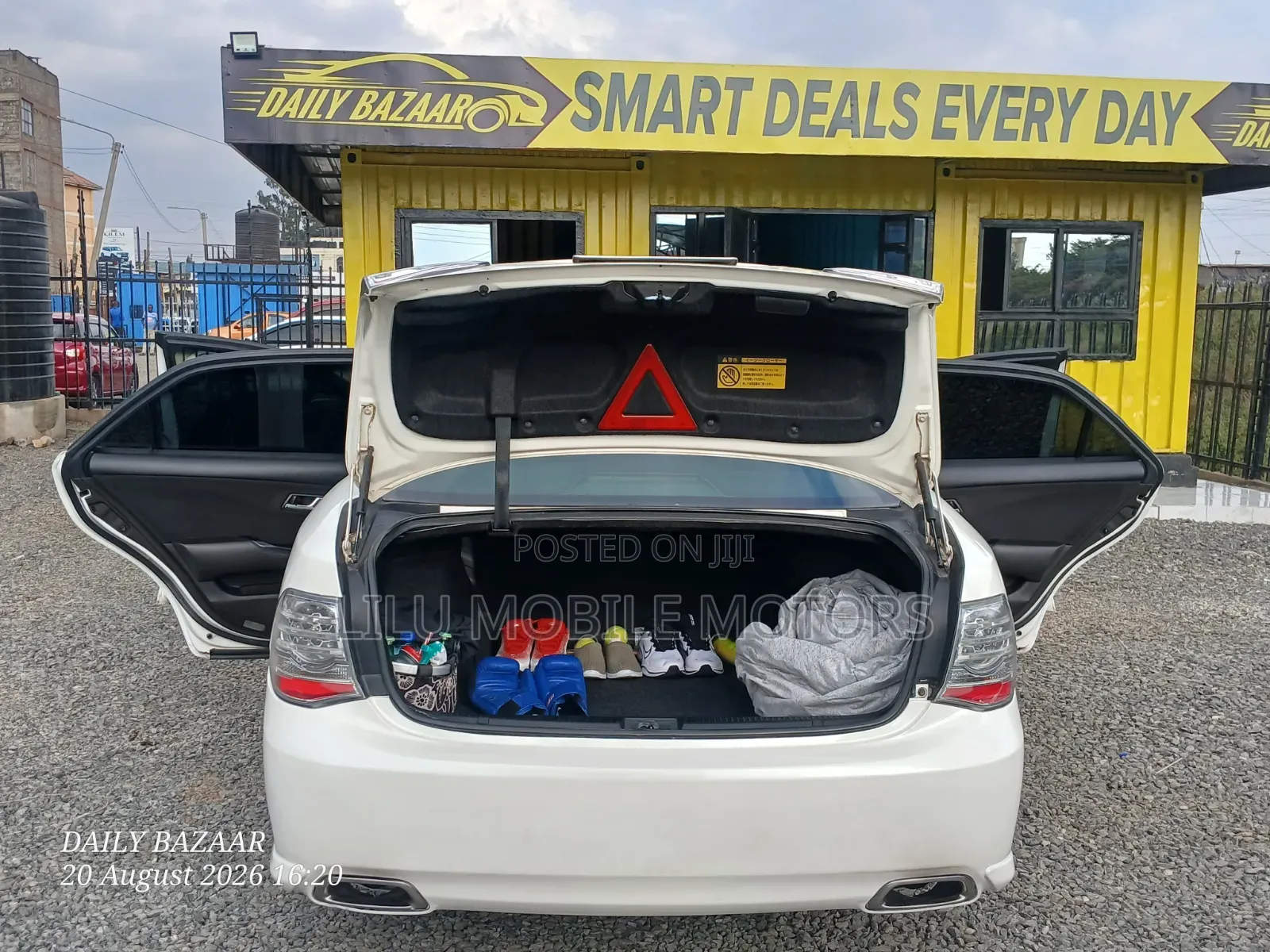 Toyota Crown 2009 Pearl