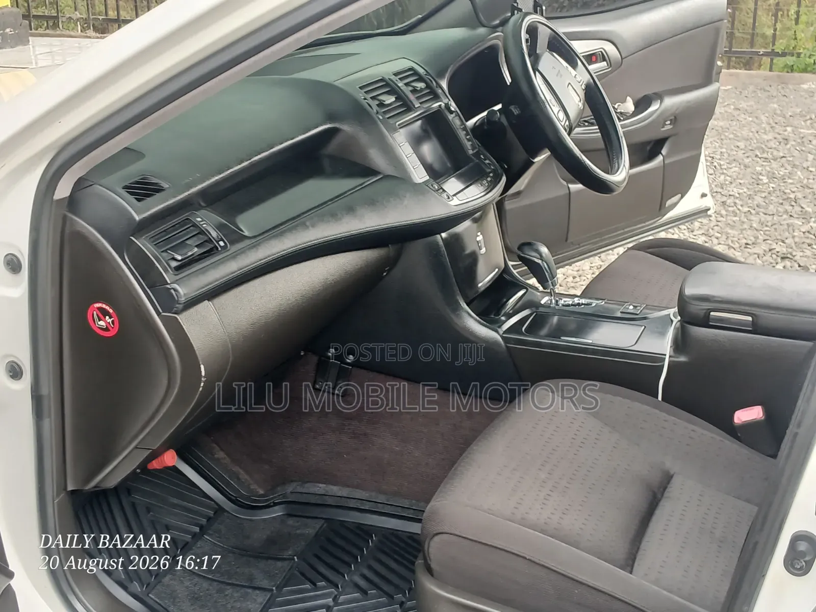 Toyota Crown 2009 Pearl