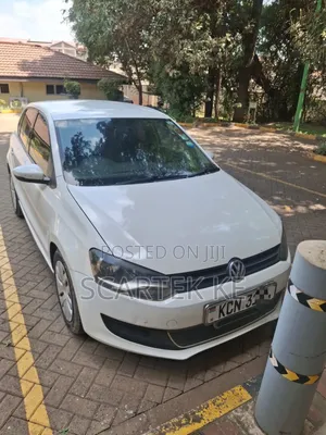 Volkswagen Polo 2010 White
