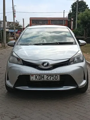 Toyota Vitz 2015 Orange