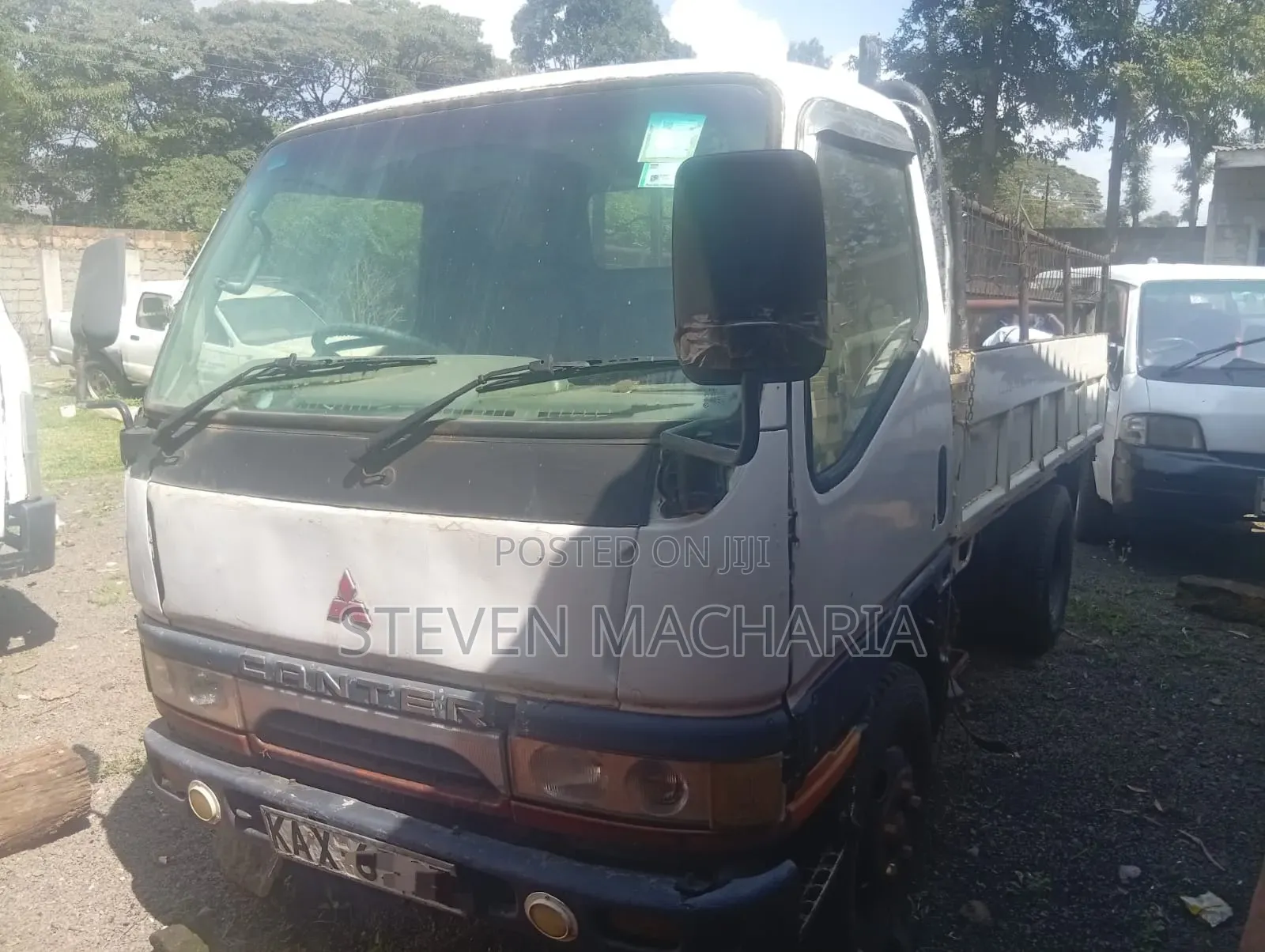 Mitsubishi Canter 33