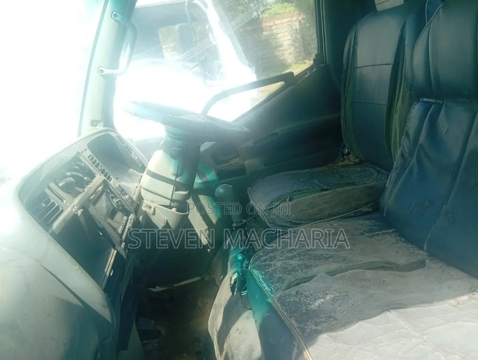 Mitsubishi Canter 33