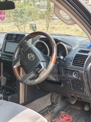 Toyota Land Cruiser Prado 2012 Black