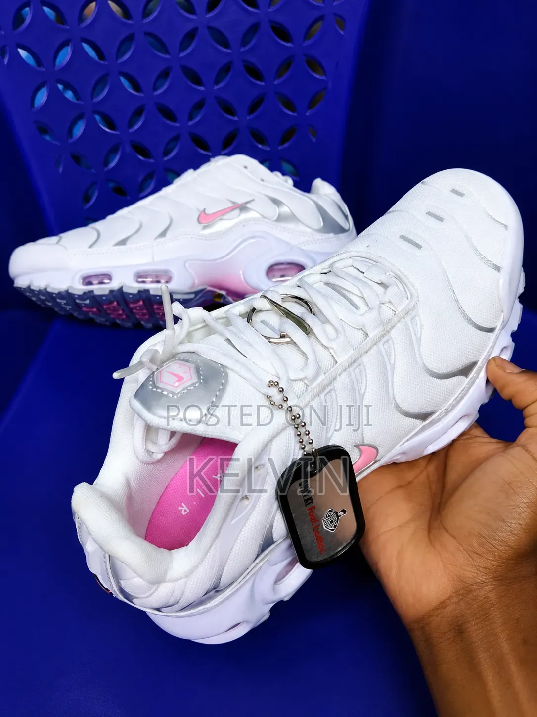 Nike Tn White and Pink for Ladies