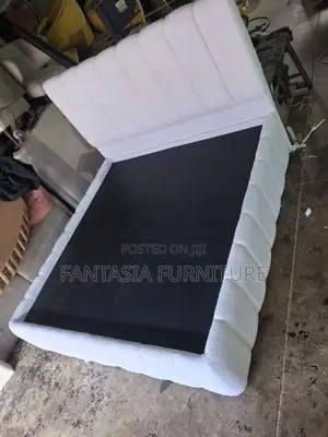5x6 Sassy White Bubble Bed: Pay on Delivery