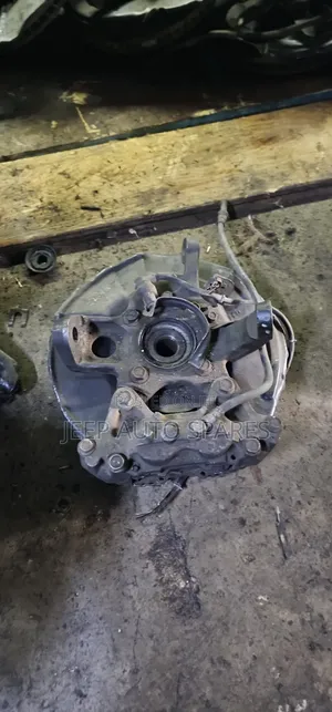 Mitsubishi Pajero Front Suspension