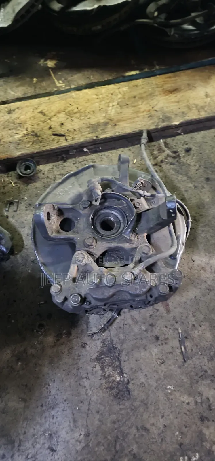 Mitsubishi Pajero Front Suspension