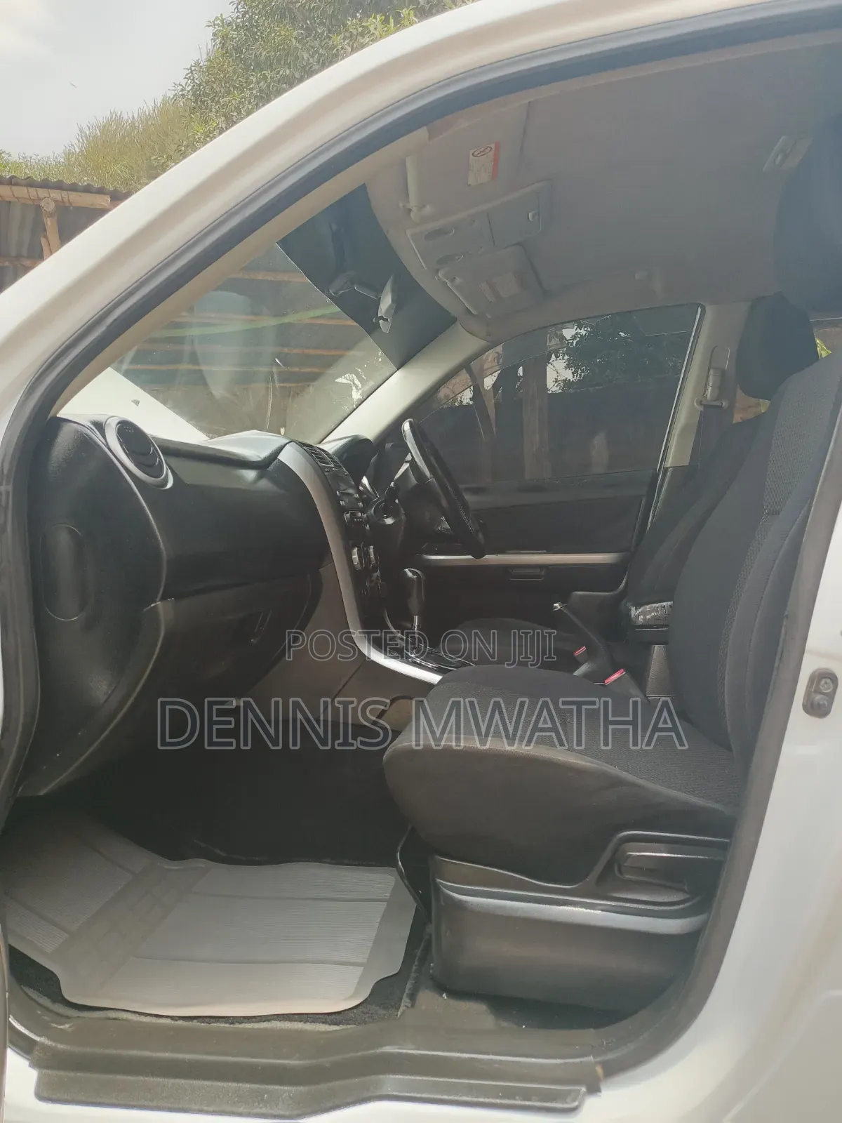 Suzuki Escudo 2007 White