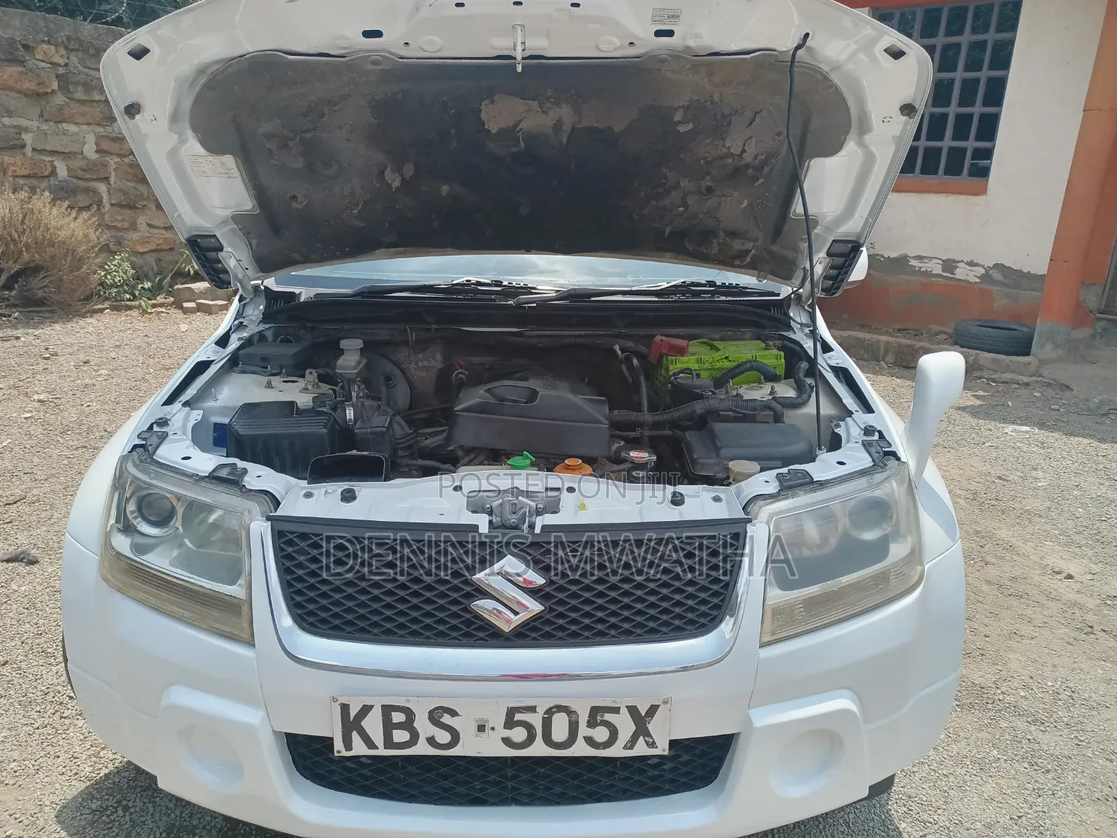 Suzuki Escudo 2007 White