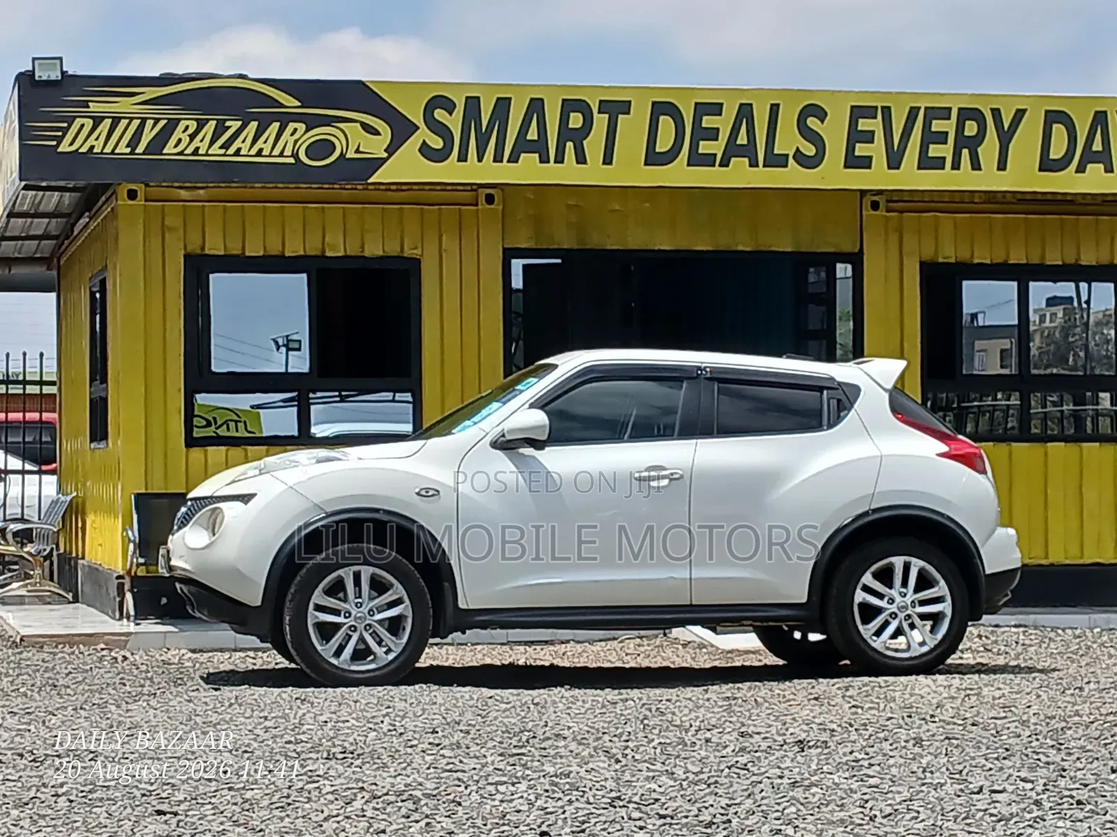 Nissan Juke 2012 White