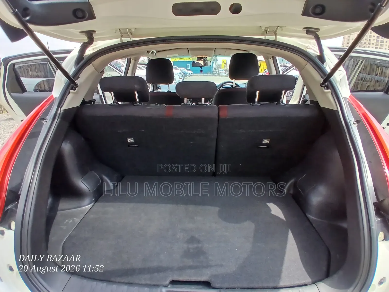 Nissan Juke 2012 White