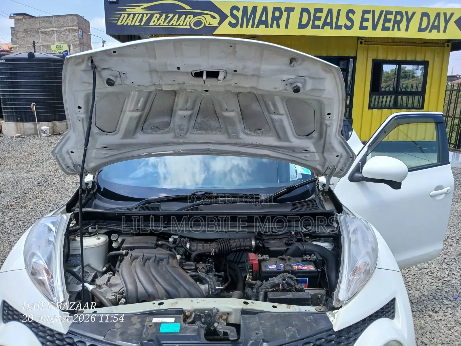 Nissan Juke 2012 White