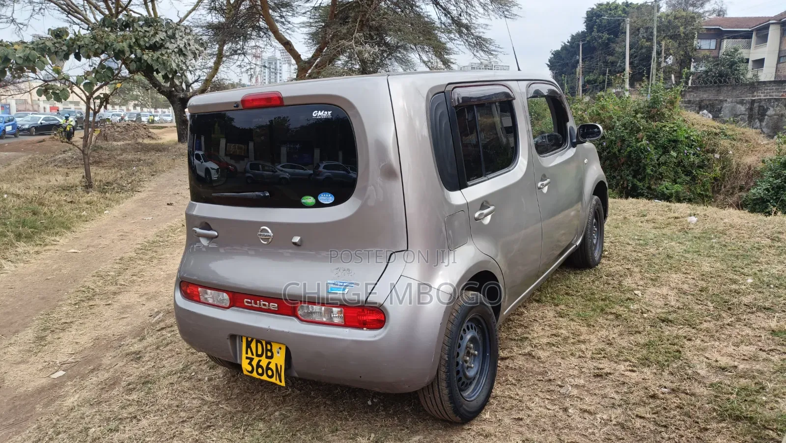 Nissan Cube 2014 Gold