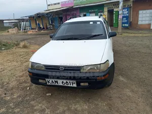 Toyota Corolla 1998 White