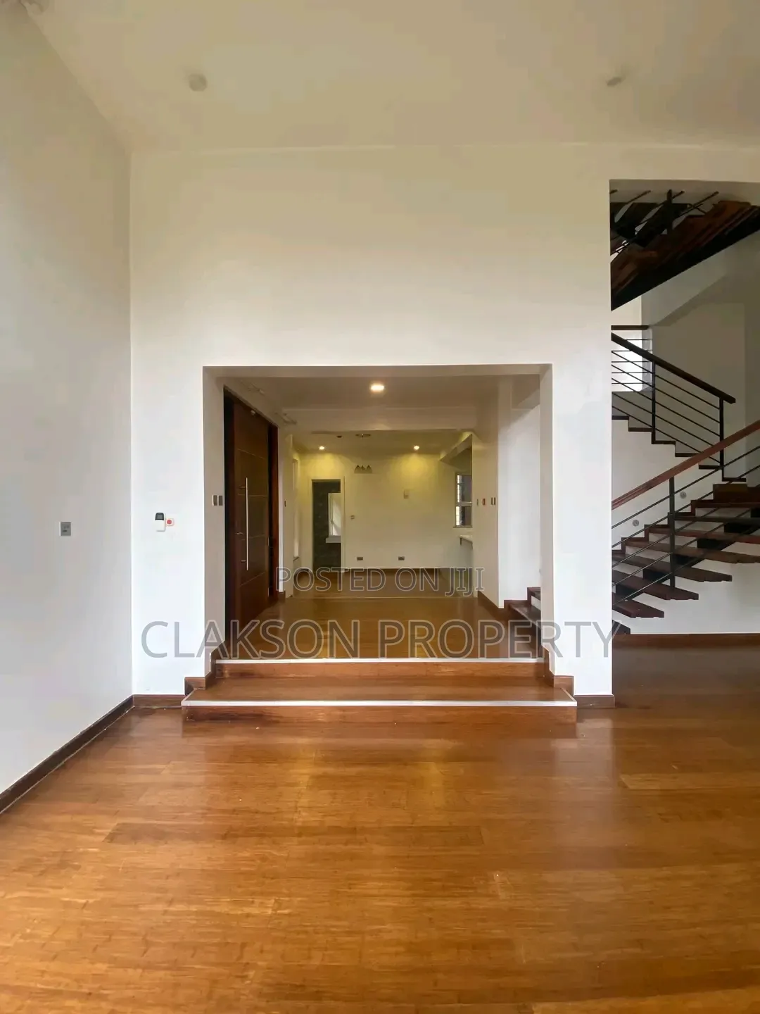 4bdrm Townhouse / Terrace in Lavington, Valley Arcade for rent