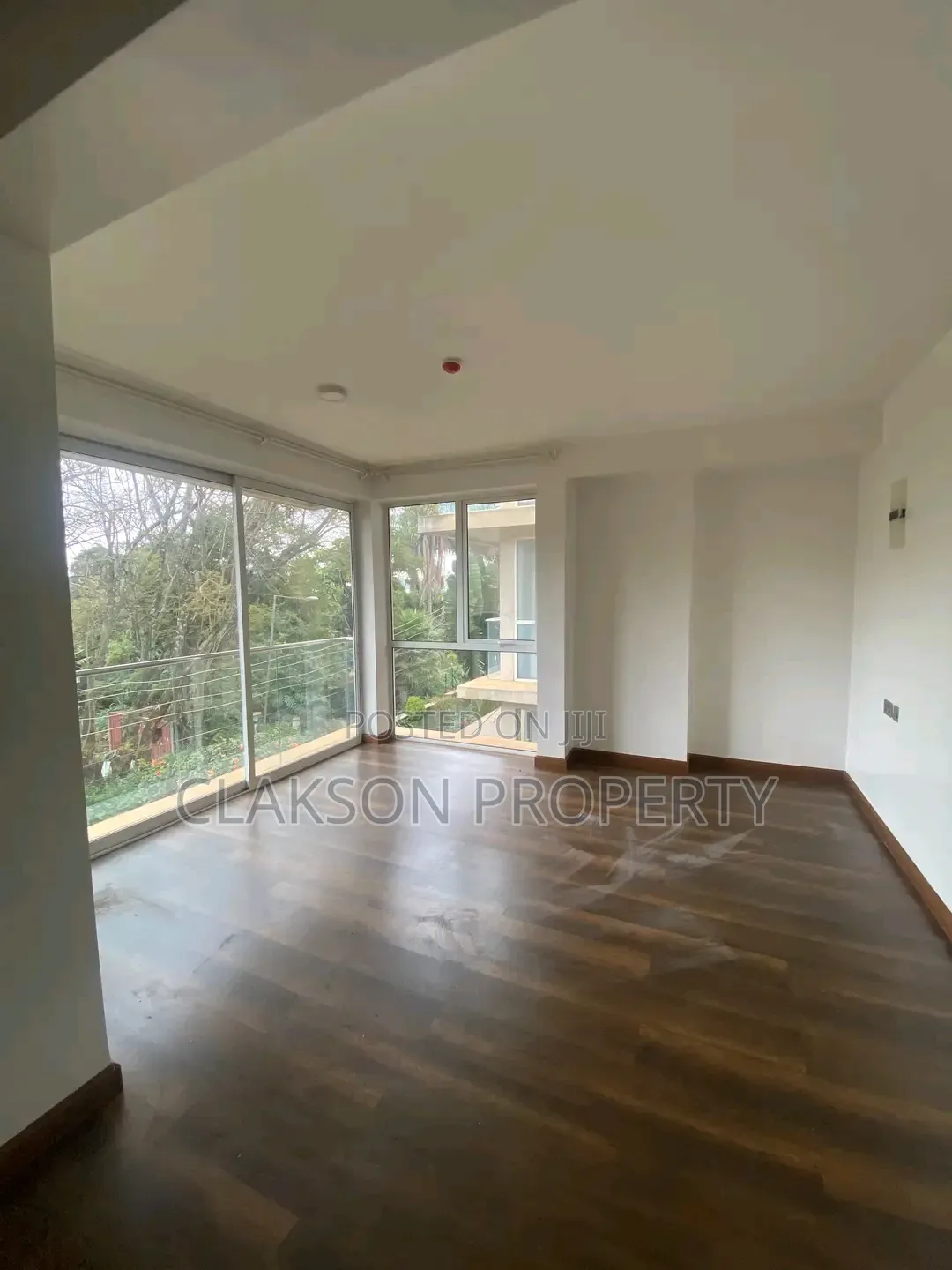 4bdrm Townhouse / Terrace in Lavington, Valley Arcade for rent