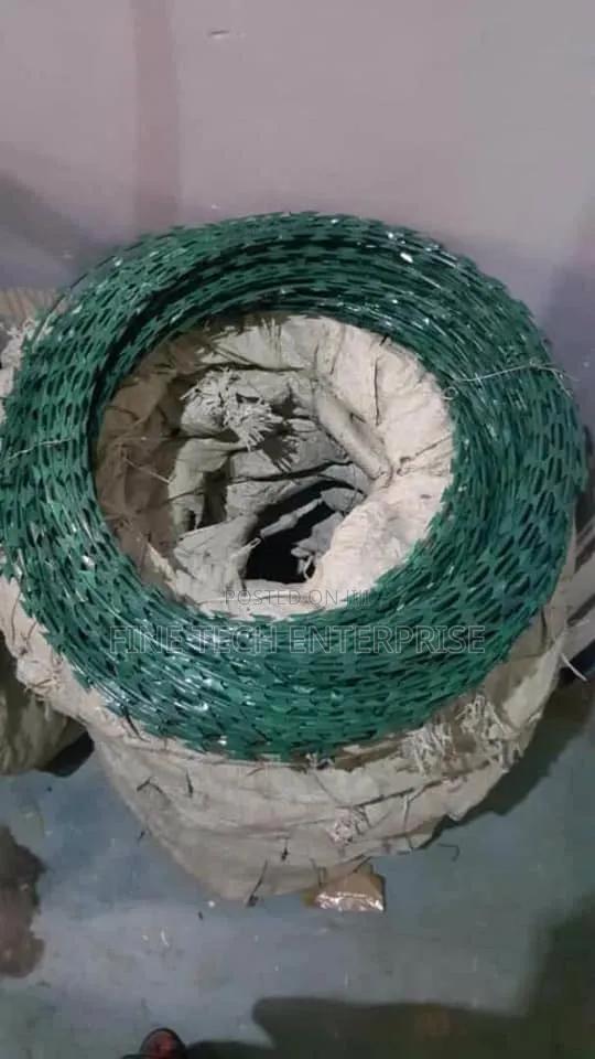 Galvanised Green 10m Razor Wire