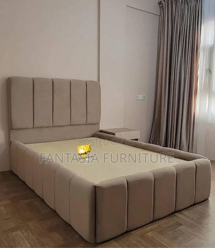 5x6 Taupe Velvet Chester Bed: Free Delivery