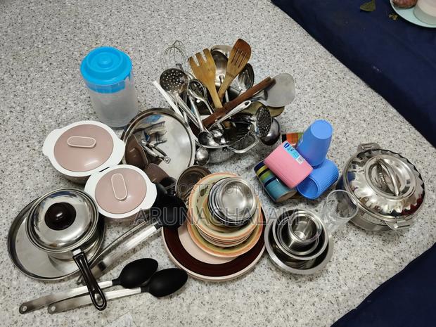 "Essential Cookware and Serving Sets." - thumbnail 2