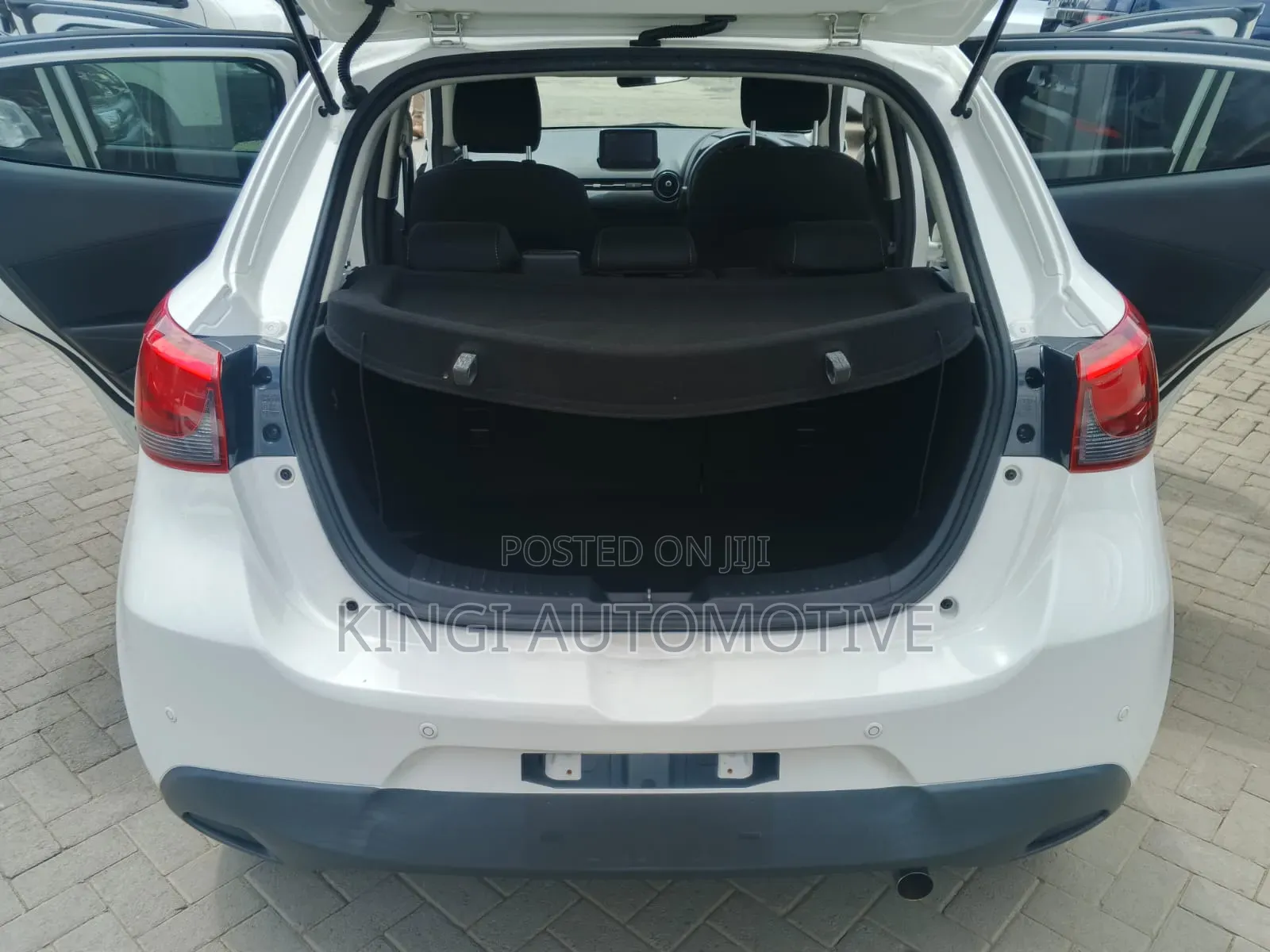 Mazda Demio 2019 White