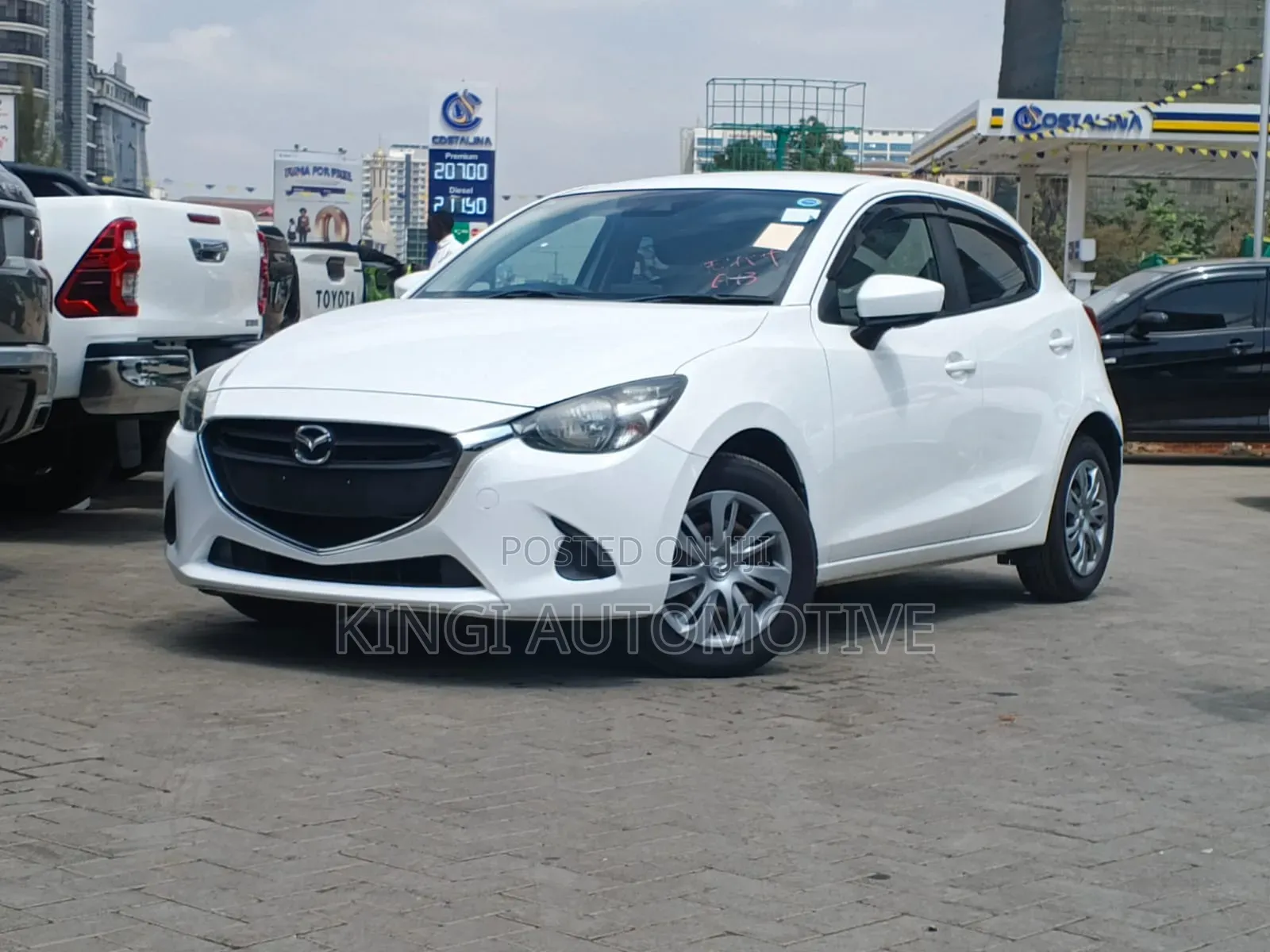 Mazda Demio 2019 White
